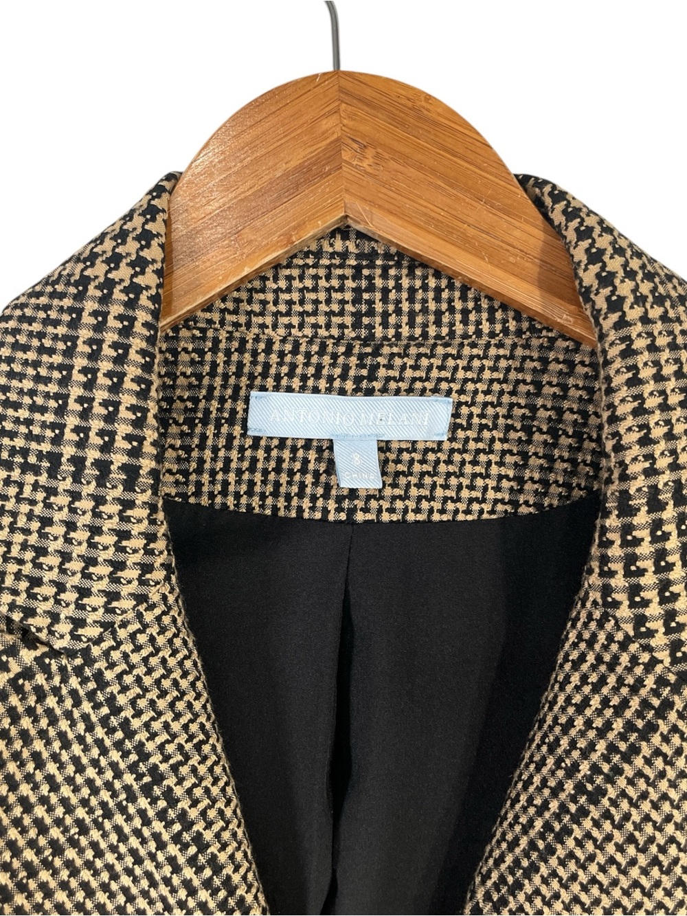 Antonio Melani Aurora Plaid Notch Collar Long
Sleeve Button Front Blazer Size 8 - Picture 3 of 9